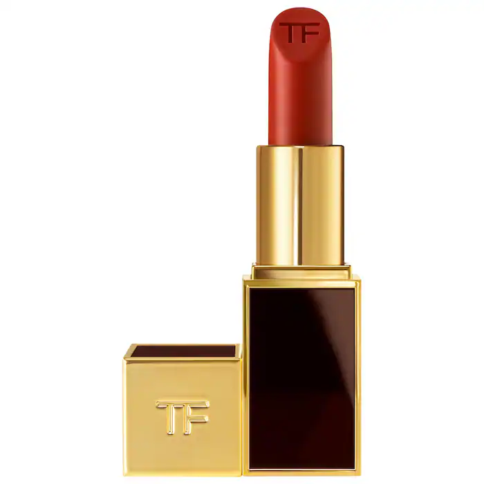 Runway Lipstick Color with Hydrating, 12H Longwear