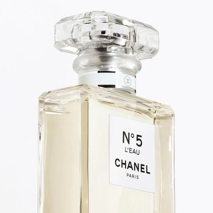 N°5 L’EAU