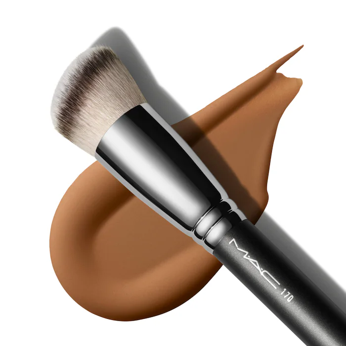 170 Synthetic Rounded Slant Brush for Buffing and Blending Liquid/Cream Foundation