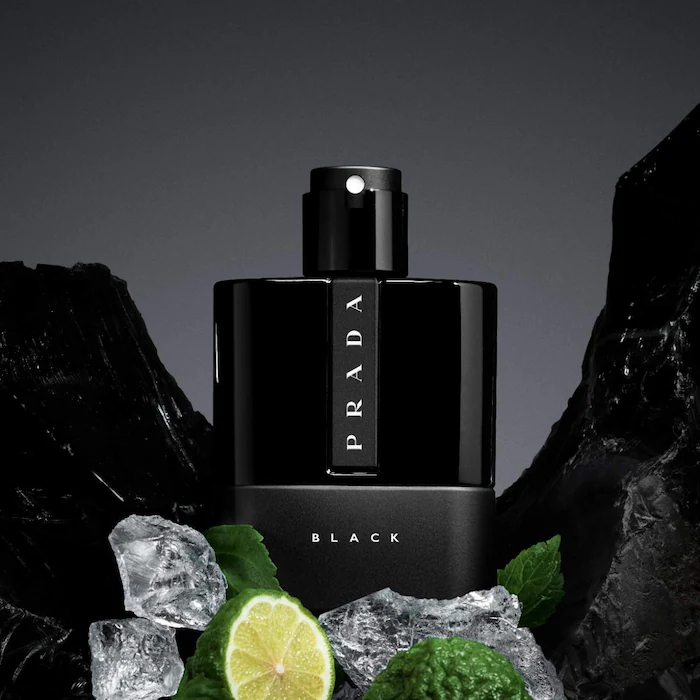 Luna Rossa Black Eau de Parfum with Musk & Bergamot