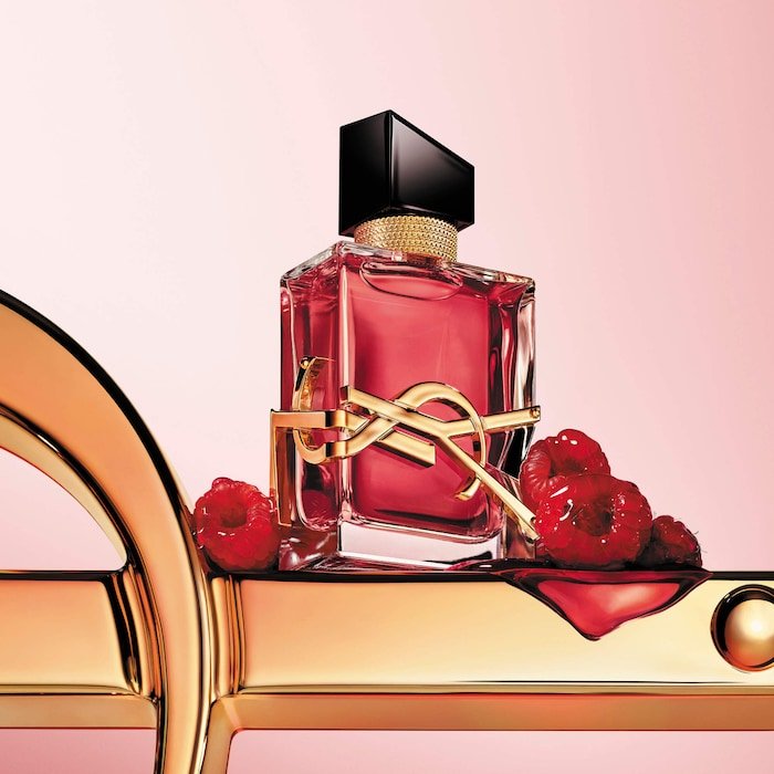 Libre Berry Crush Eau De Parfum with Raspberry