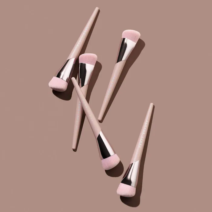 Foundation Brush 145