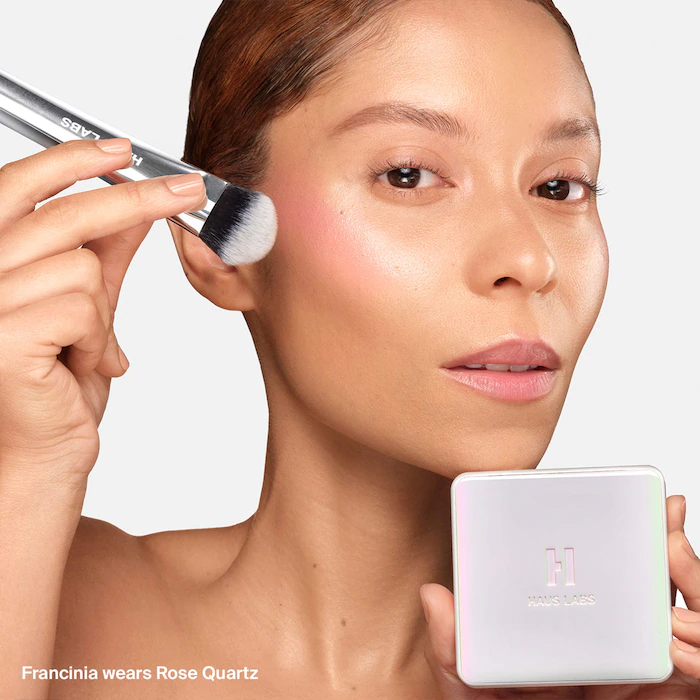 Bio-Radiant Gel-Powder Illuminating Highlighter with Fermented Arnica
